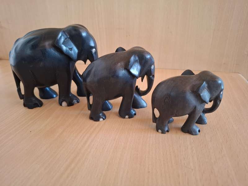 Set of 3 Wooden Elephant Figurines
