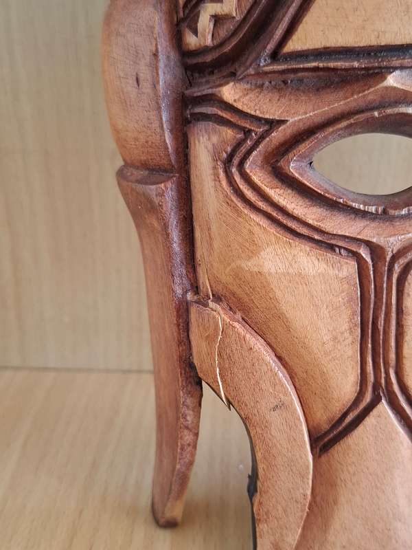 Wooden African Mask (31cmx 12cm)
