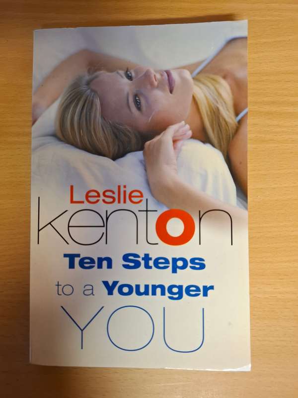 Ten Steps to a Younger You : Leslie Kenton  (Paperback)