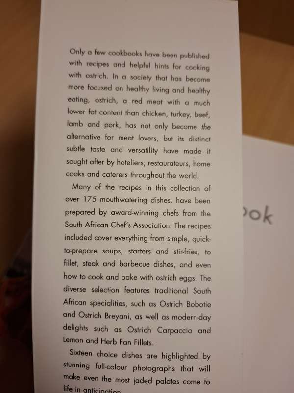 The South African Ostrich Cookbook : Pauline Hendrson and Danelle Coulson  (Paperback)