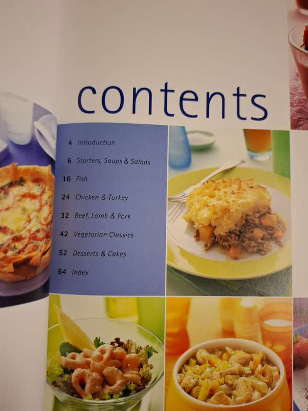 Weight Watchers - Classic Recipes - Over 60 Recipes: Sue Ashworth  (Paperback)