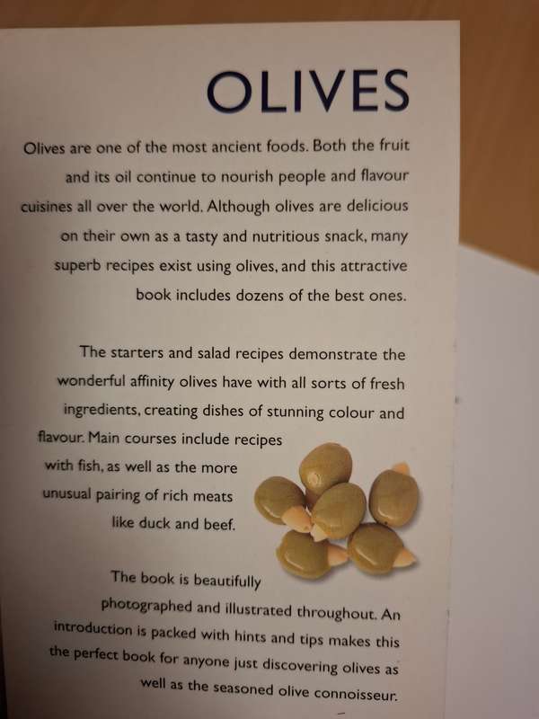 Olives : Pepita Aris  (Paperback)