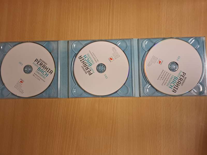 Murray Perahia Plays Bach Concertos - CD  (3 discs)