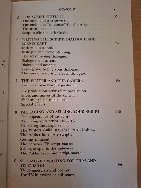 Writing for Film and Television by Stewart Bronfeld  (Paperback)