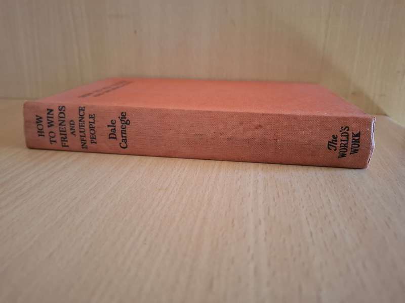 How to Win Friends and Influence People: Dale Carnegie (Hardcover)