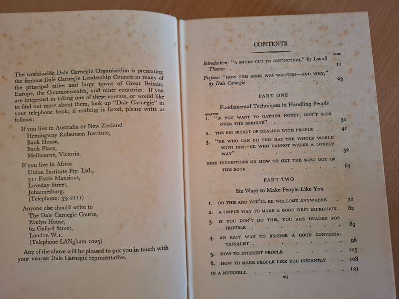 How to Win Friends and Influence People: Dale Carnegie (Hardcover)