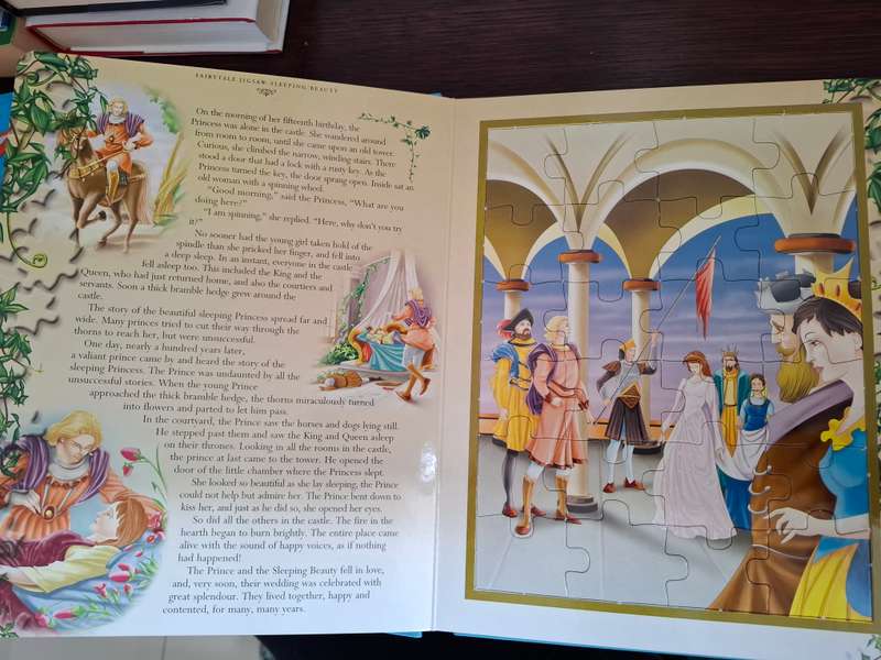 Fairy Tale Jigsaw - Sleeping Beauty/Puss in Boots/Red Riding Hood (Hardcover)
