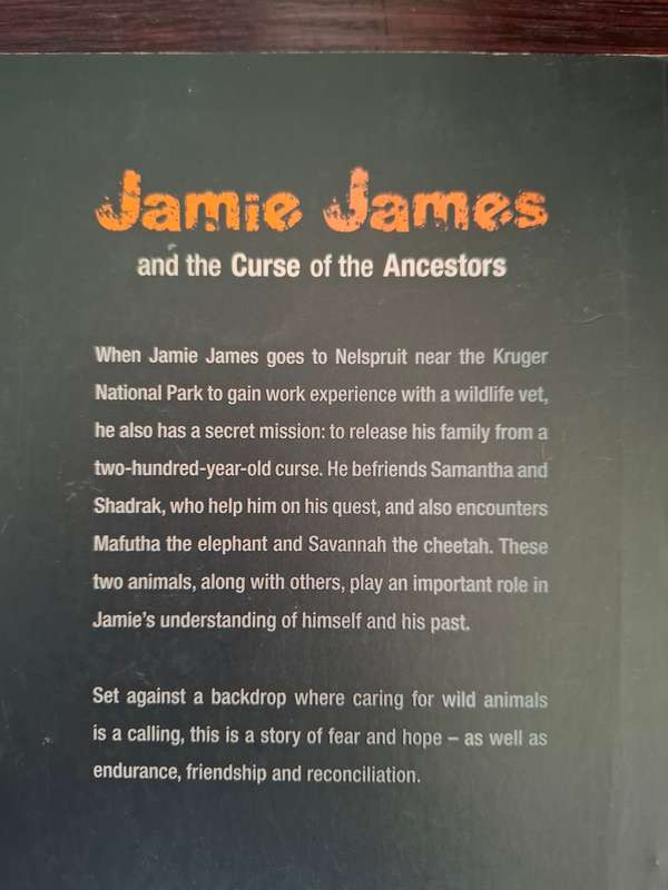 Jamie James and the Curse of the Ancestors : Roy Aronson  (Paperback)