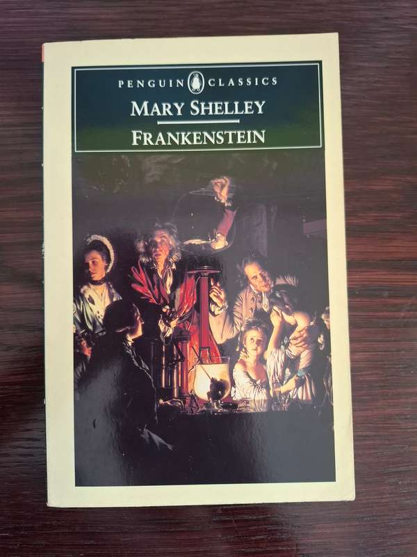 Penguin Classics - Frankenstein : Mary Shelley  (Paperback)