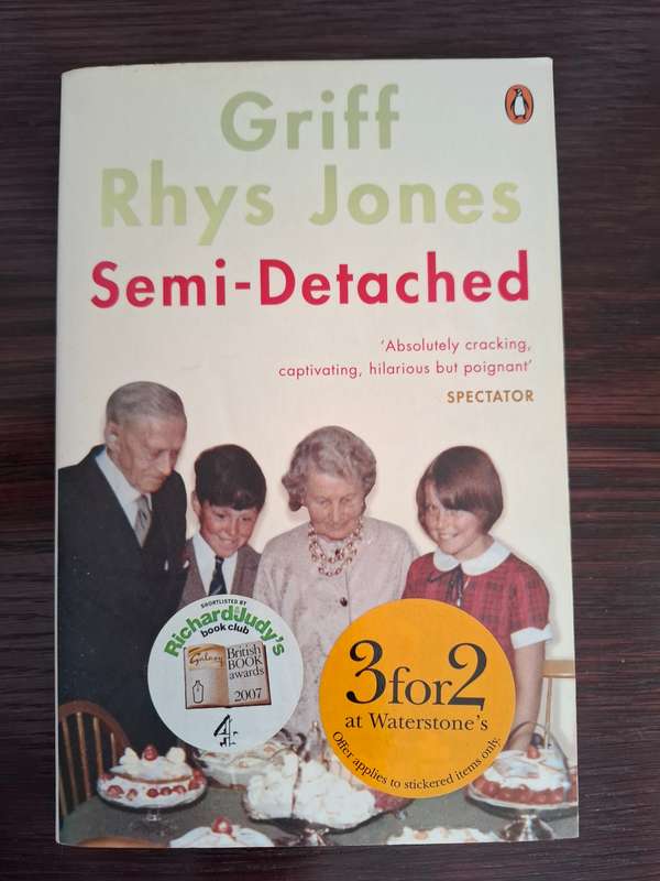 Semi-Detached :Griff Rhys Jones  (Paperback)