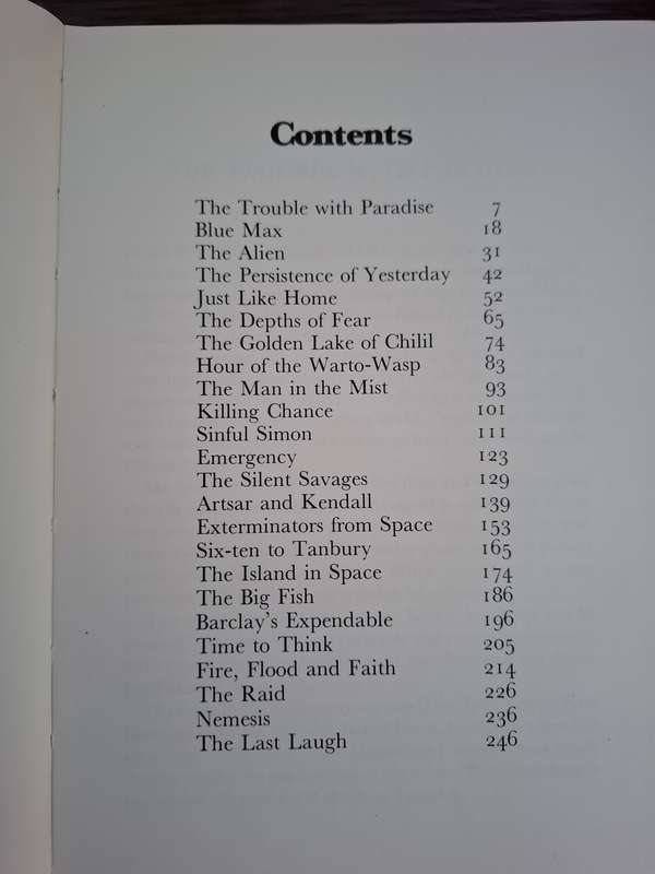 Hamlyn - Exciting Stories of fantasy and the future  (Hardcover)