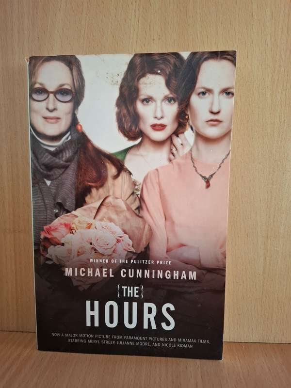 The Hours : Michael Cunningham  (Paperback)
