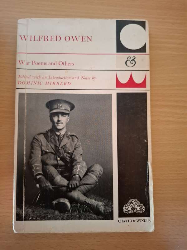 War Poems and Others - Wilfred Owen  (Paperback)