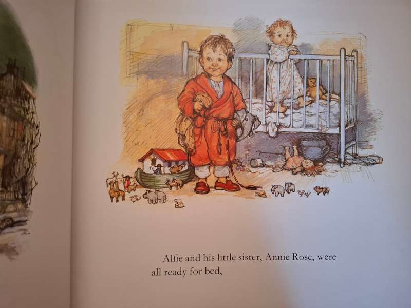 Alfie - An Evening at Alfie`s : Shirley Hughes  (Paperback)