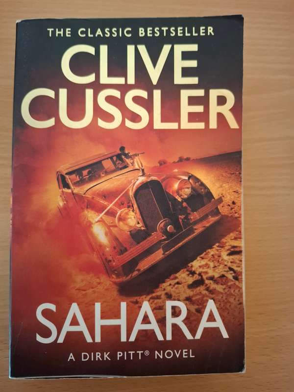 Sahara : Clive Cussler (Paperback)
