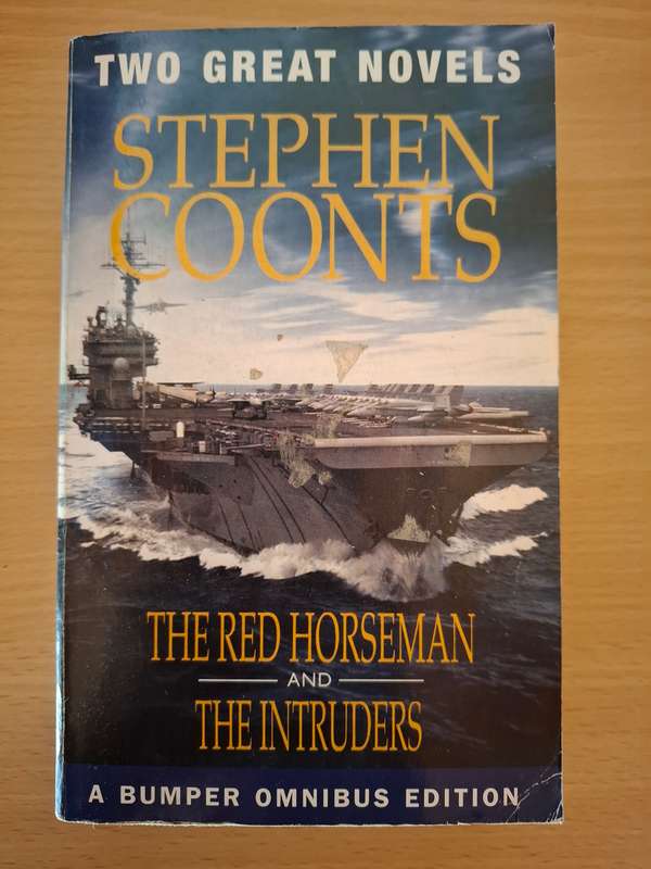 The Red Horseman and The Intruders: Stephen Coonts (Paperback)