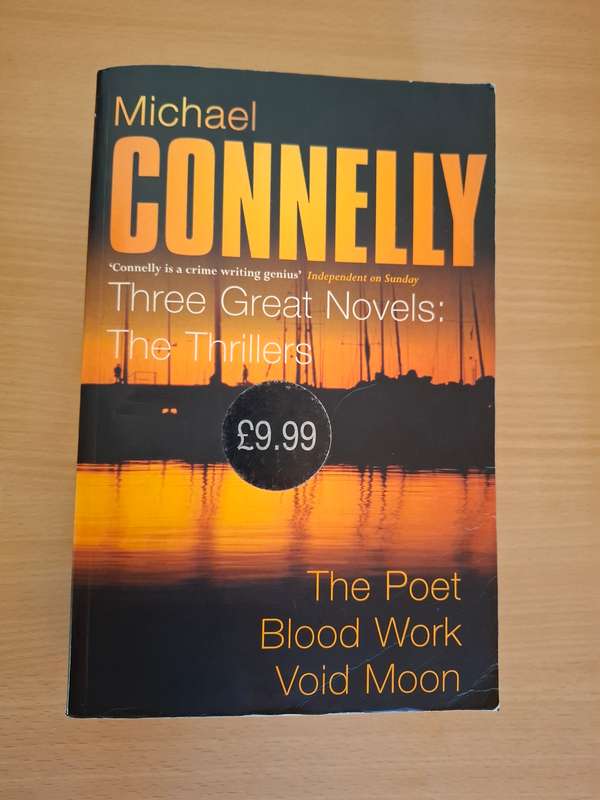 The Poet/Blood Work/Void Moon : Michael Connelly  (Large Paperback)
