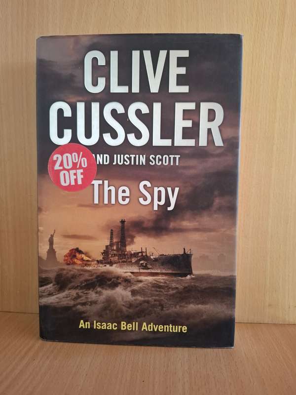 The Spy : Clive Cussler  (Hardcover)