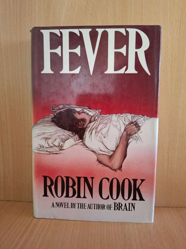 Fever: Robin Cook  (Hardcover)