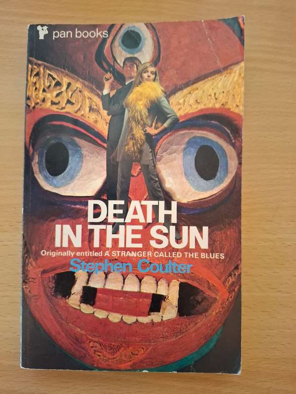 Death in the Sun : Agatha Christie (Paperback)