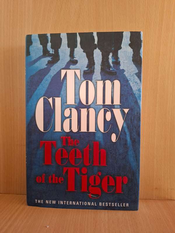 Teeth of The Tiger : Tom Clancy  (Paperback)