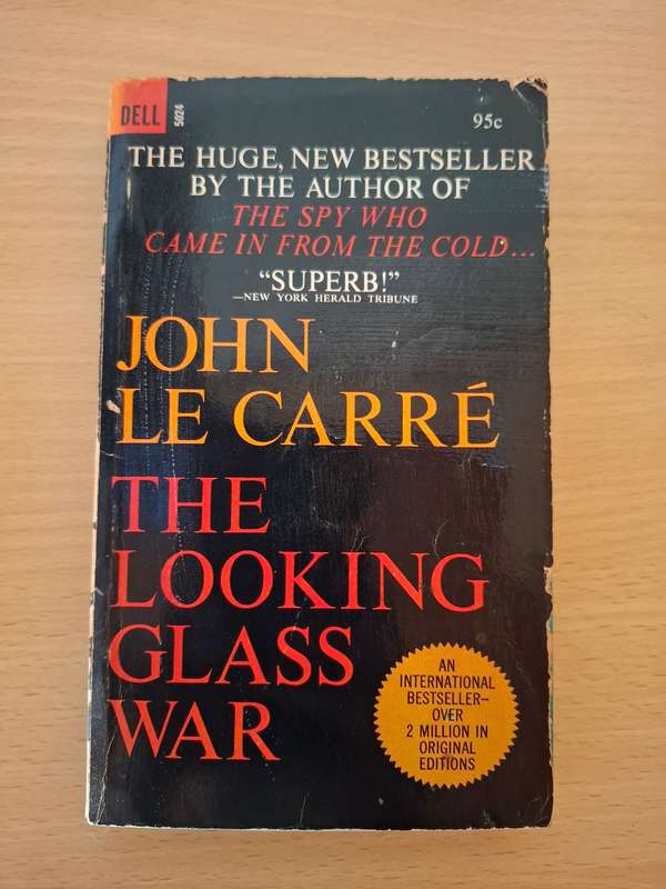 The Looking Glass War : John Le Carre (Paperback)