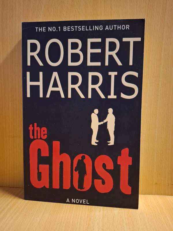 The Ghost : Robert Harris  (Paperback)
