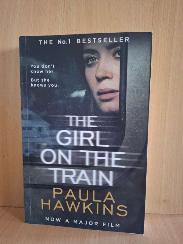 The Girl on the Train by Paula Hawkins (Paperback)