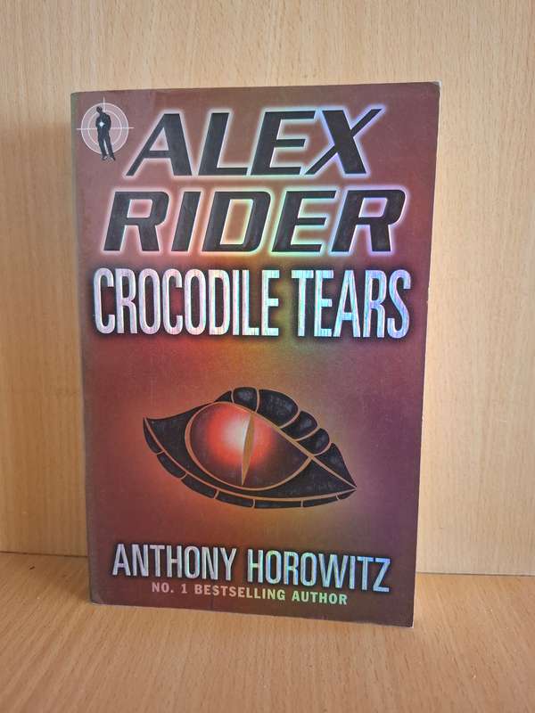 Crocodile Tears : Anthony Horowitz  (Paperback)