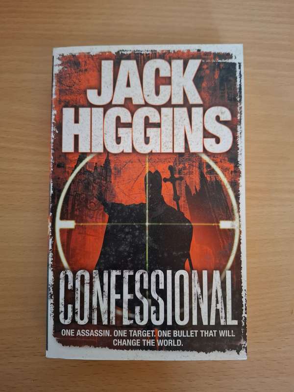 Confessional : Jack Higgins  (Paperback)