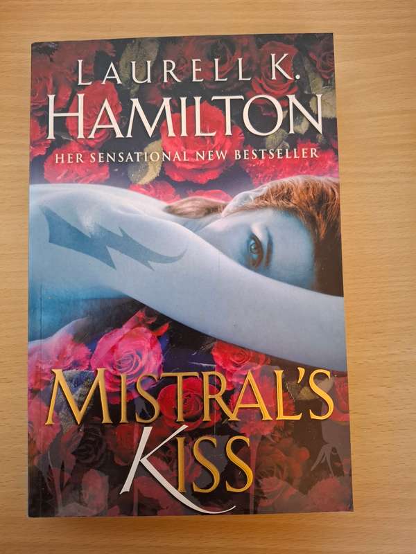 Mistral`s Kiss :  Laurell K. Hamilton  (Paperback)