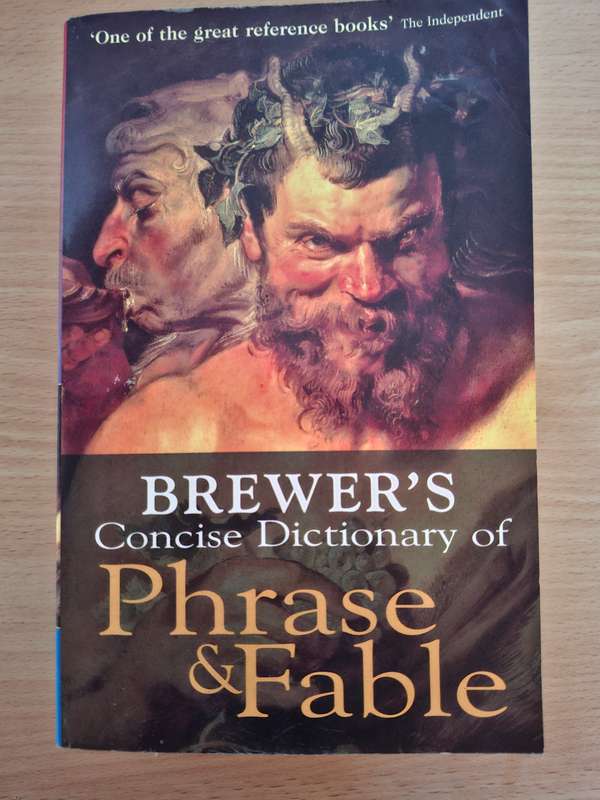 Brewer`s Concise Dictionary of Phrase & Fable  (Paperback)