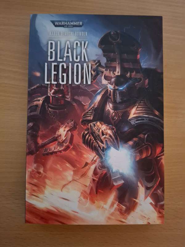 Warhammer- Black Legion : Aaron Dembski-Bowden  (Paperback)