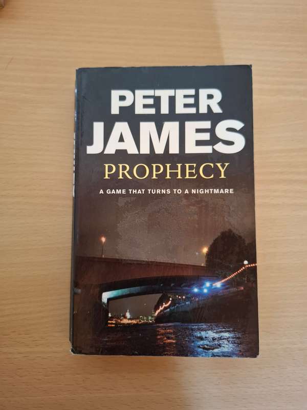 Prophecy : Peter James  (Paperback)