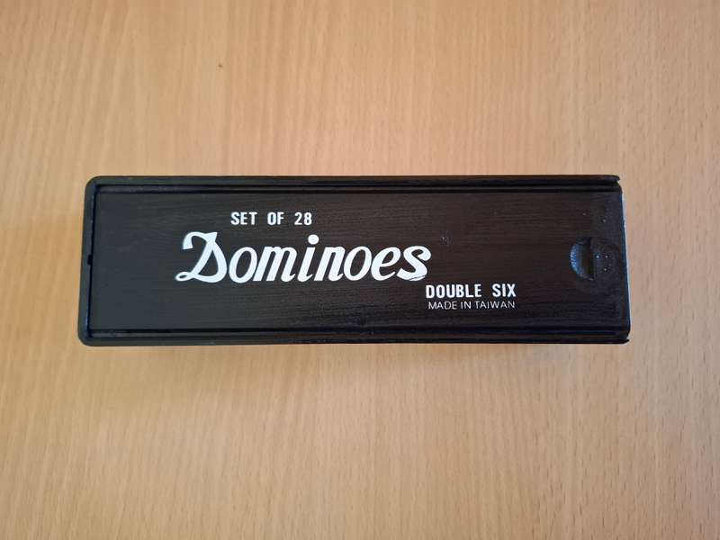 Box - Set of 28 Dominoes - Double Six