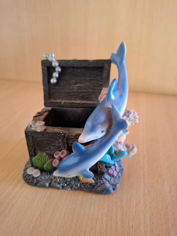 Small Dolphin Figurine/Treasure Chest Ornament - width 9cm height 9cm