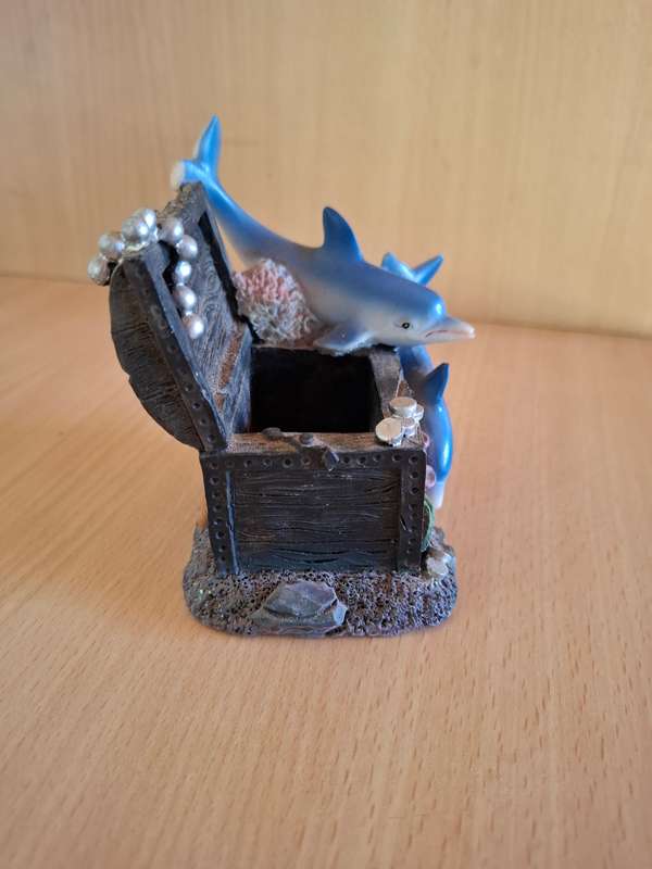 Small Dolphin Figurine/Treasure Chest Ornament - width 9cm height 9cm