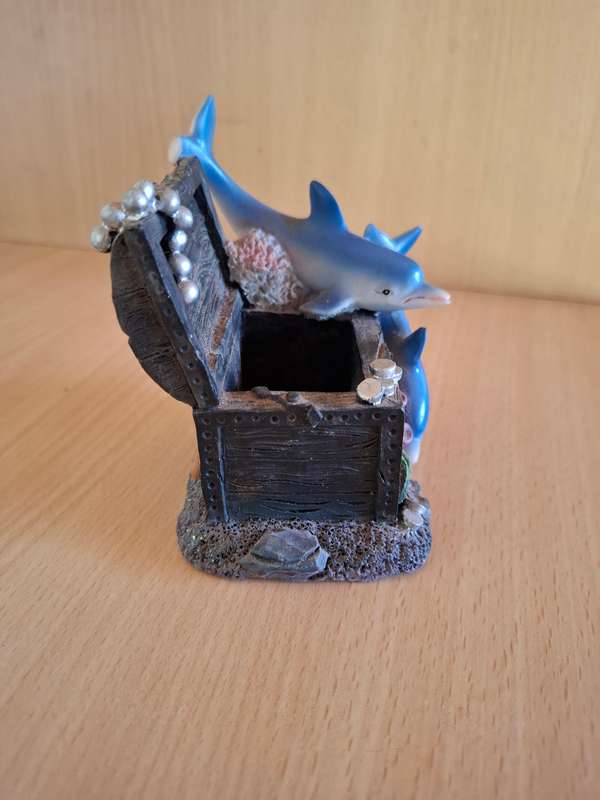 Small Dolphin Figurine/Treasure Chest Ornament - width 9cm height 9cm