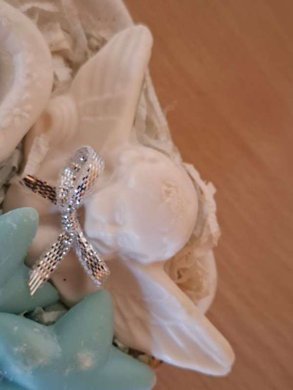 Small Dish with Miniature Soaps (Seashells, Angel)