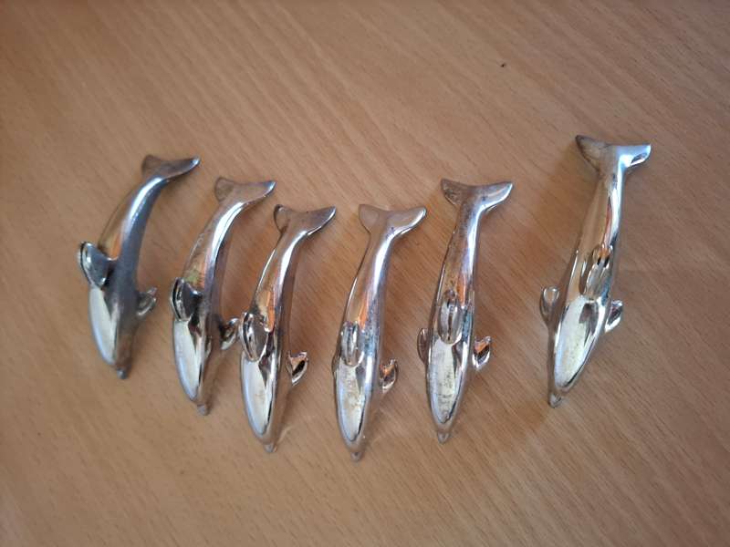Set of 6 Metal Dolphin Name Card Holders