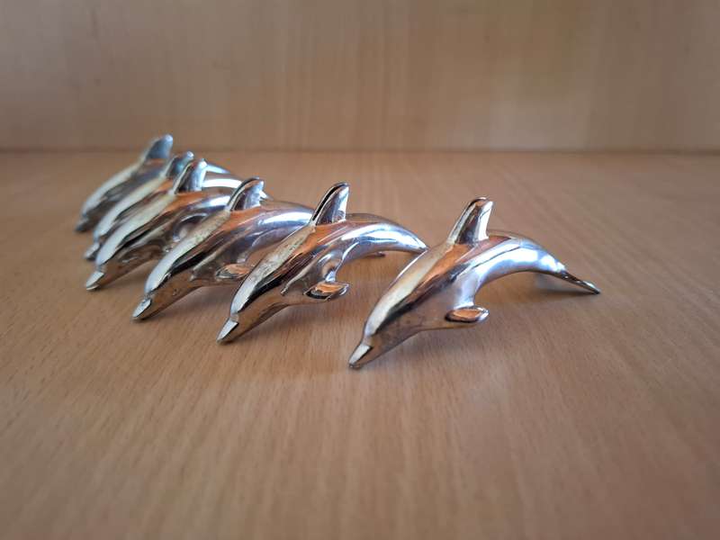 Set of 6 Metal Dolphin Name Card Holders