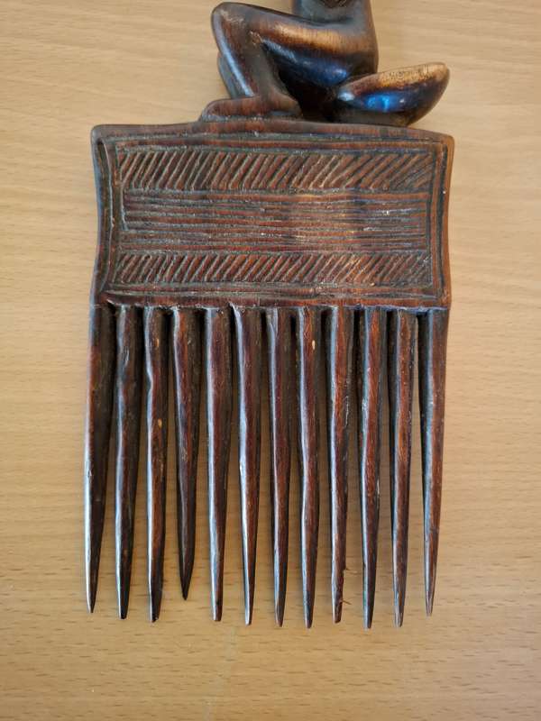 Carved Wooden Hair Comb  (27cmx 12cm)