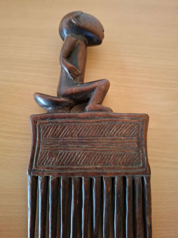 Carved Wooden Hair Comb  (27cmx 12cm)
