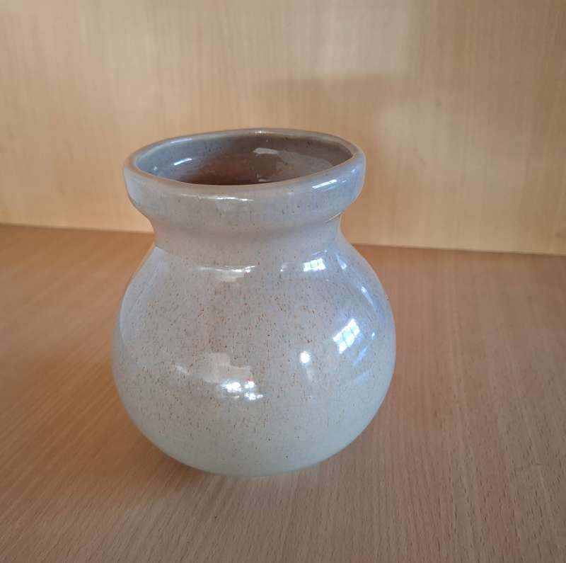Ceramic Vase - height 14cm width 16cm
