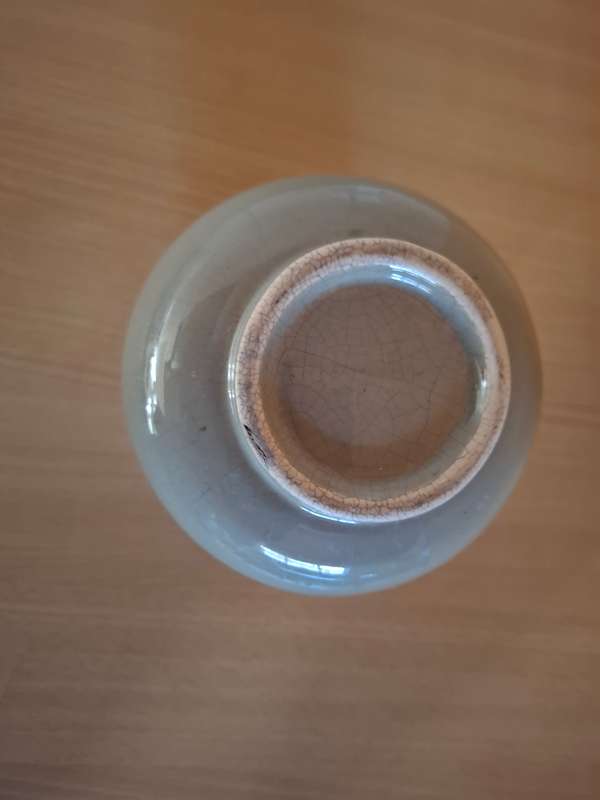 Ceramic Vase - height 14cm width 16cm