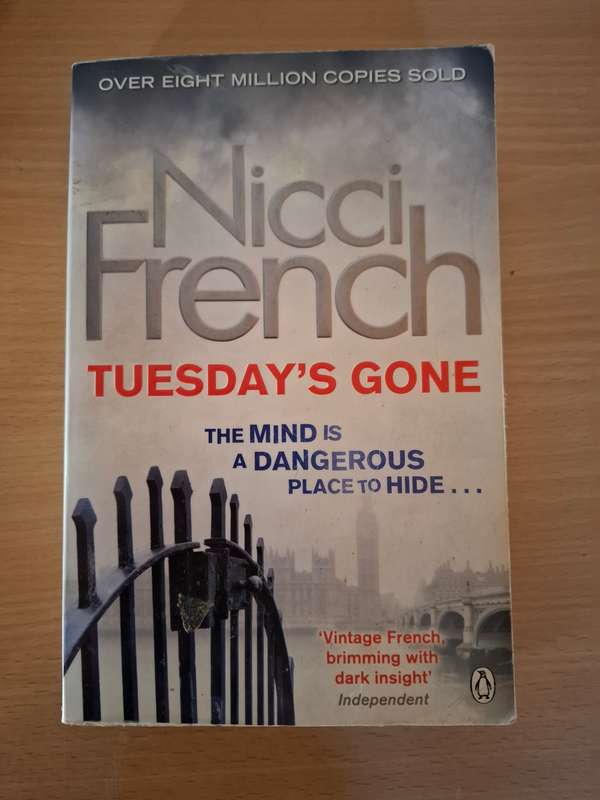 Tuesday`s Gone : Nicci French (Paperback)