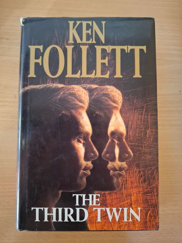 The Third Twin: Ken Follett (Hardcover)