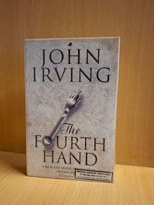 The Fourth Hand:  John Irving (Paperback)