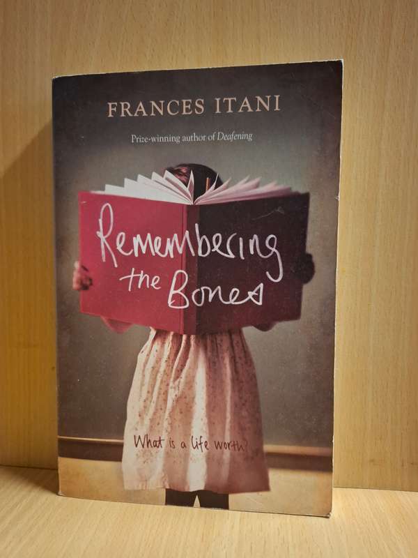 Remember The Bones : Frances Itani  (Paperback)