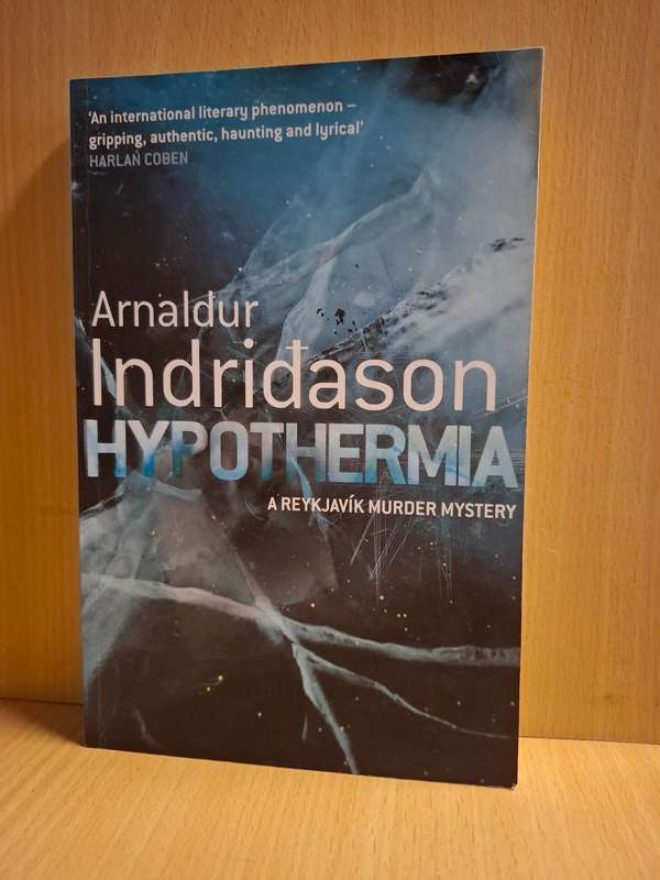 Hypothermia : Arnaldur Indridason  (Paperback)